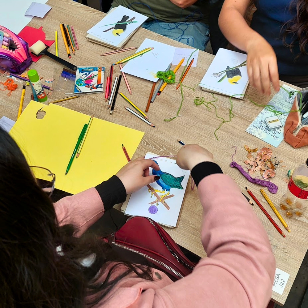 Crea tu propia libreta ilustrada - Edición Amor y Amistad en Bogotá - Image 3